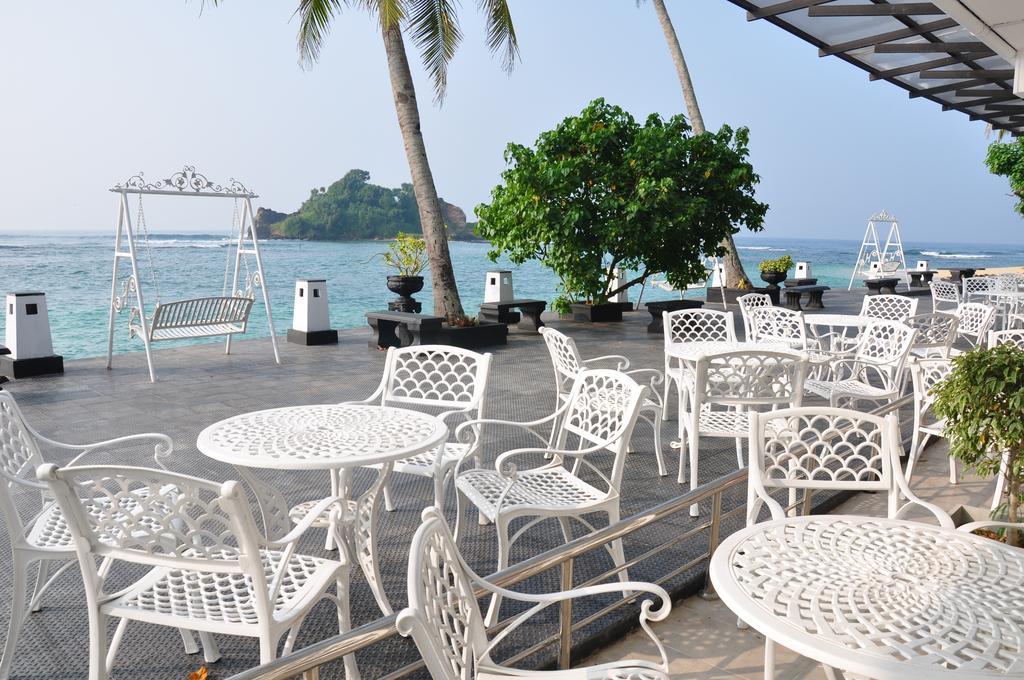 Goviyapana Beach Hotel Ahangama Exterior photo